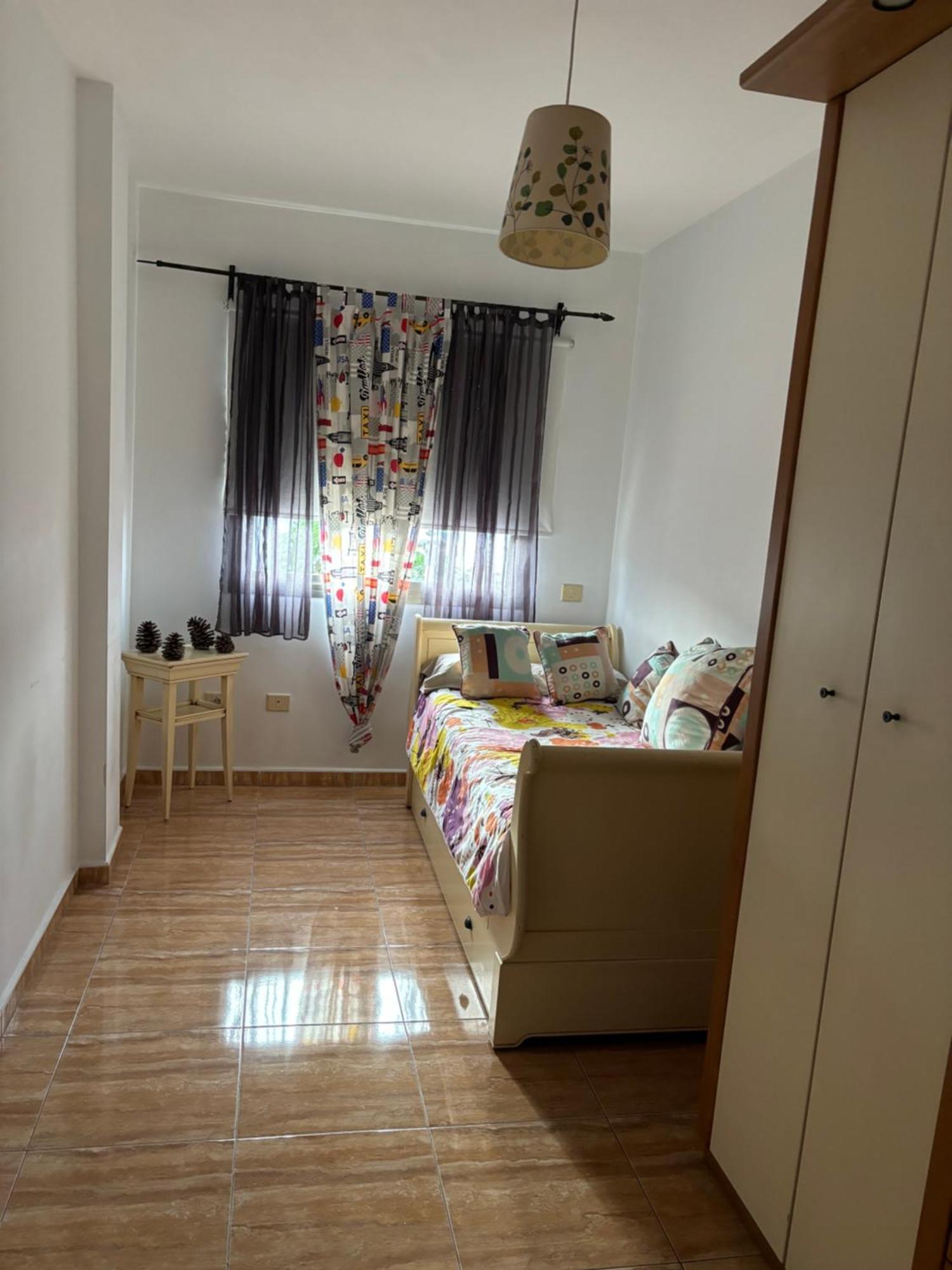 Piso Seminuevo Centrico Con Vistas Apartamento Vecindario  Exterior foto